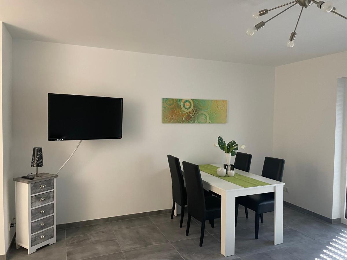 Winzer Lounge Ferienwohnung Дернау Экстерьер фото